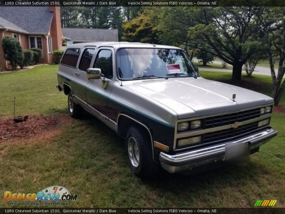 1989 Chevrolet Suburban 1500 Quicksilver Metallic / Dark Blue Photo #10