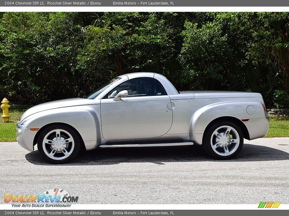 2004 Chevrolet SSR LS Ricochet Silver Metallic / Ebony Photo #10