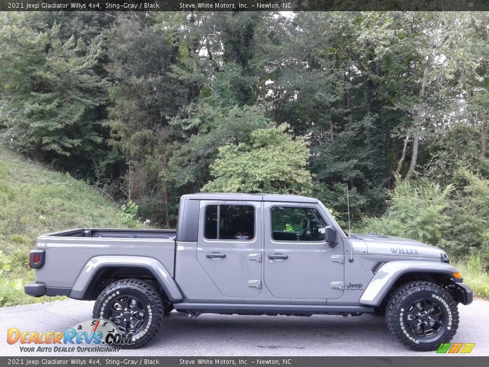 2021 Jeep Gladiator Willys 4x4 Sting-Gray / Black Photo #5