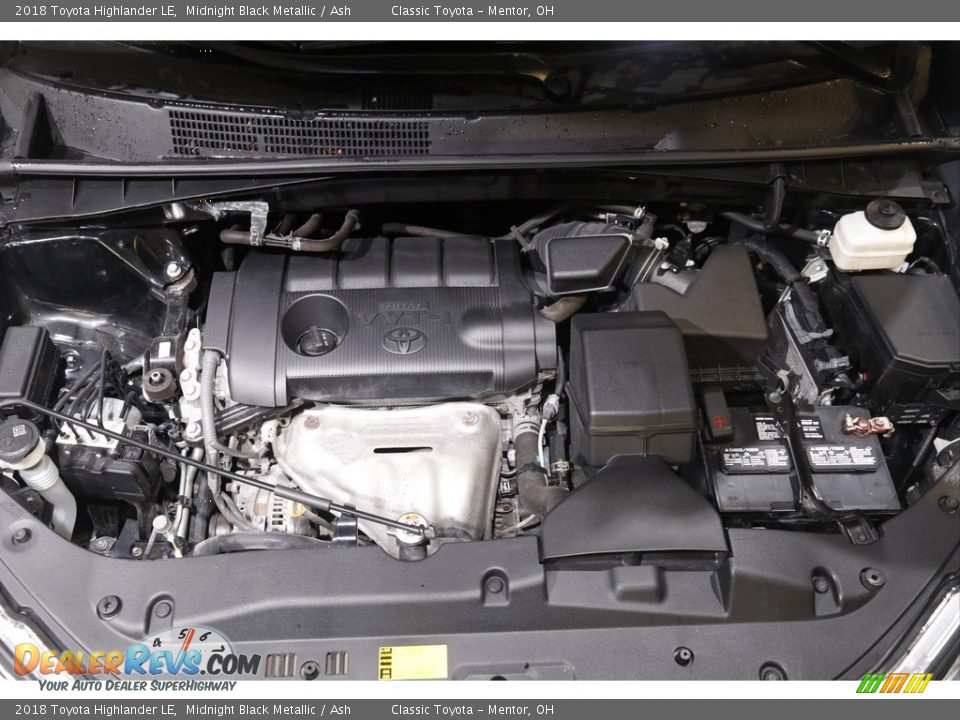 2018 Toyota Highlander LE Midnight Black Metallic / Ash Photo #18