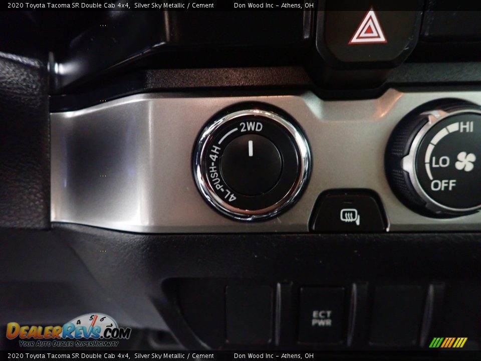 2020 Toyota Tacoma SR Double Cab 4x4 Silver Sky Metallic / Cement Photo #31