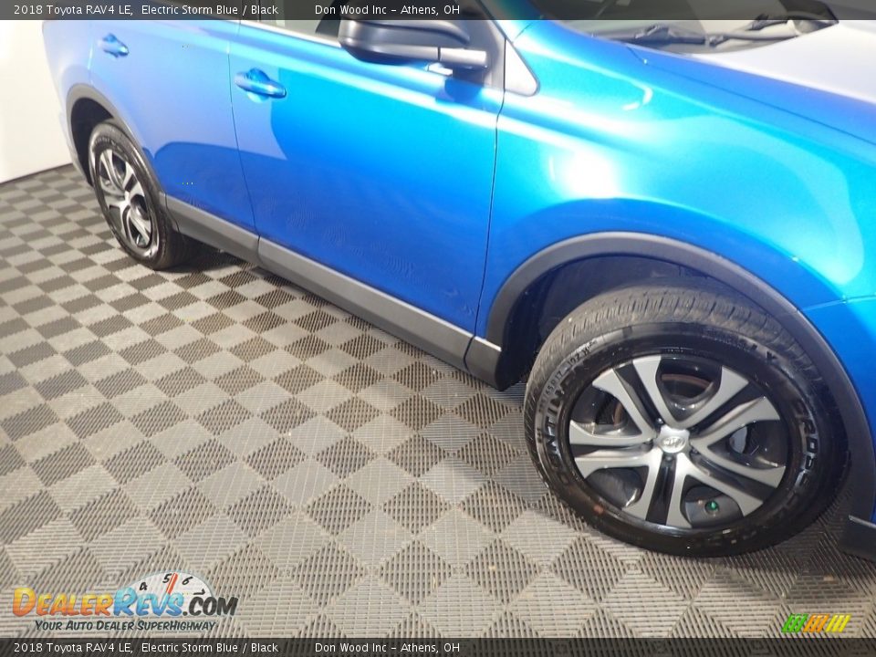 2018 Toyota RAV4 LE Electric Storm Blue / Black Photo #4