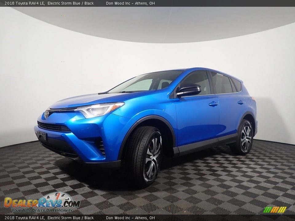 2018 Toyota RAV4 LE Electric Storm Blue / Black Photo #8