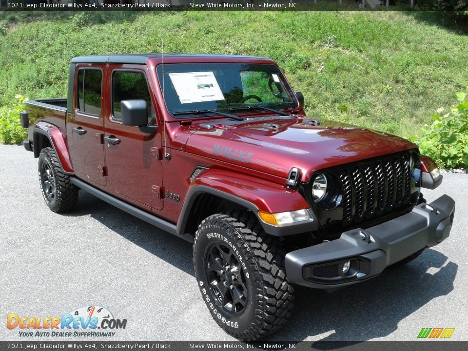 2021 Jeep Gladiator Willys 4x4 Snazzberry Pearl / Black Photo #4