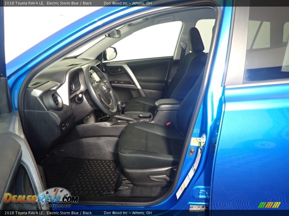 2018 Toyota RAV4 LE Electric Storm Blue / Black Photo #22
