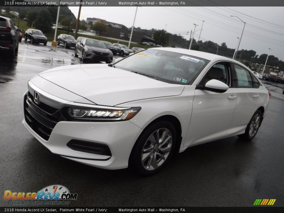 2018 Honda Accord LX Sedan Platinum White Pearl / Ivory Photo #5