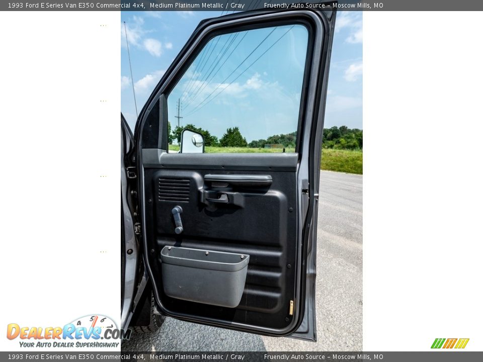 Door Panel of 1993 Ford E Series Van E350 Commercial 4x4 Photo #27