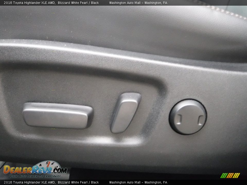 2018 Toyota Highlander XLE AWD Blizzard White Pearl / Black Photo #15