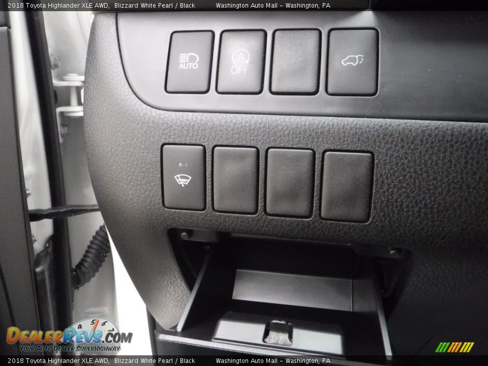 2018 Toyota Highlander XLE AWD Blizzard White Pearl / Black Photo #16