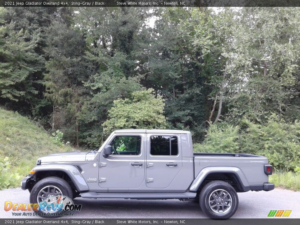 Sting-Gray 2021 Jeep Gladiator Overland 4x4 Photo #1