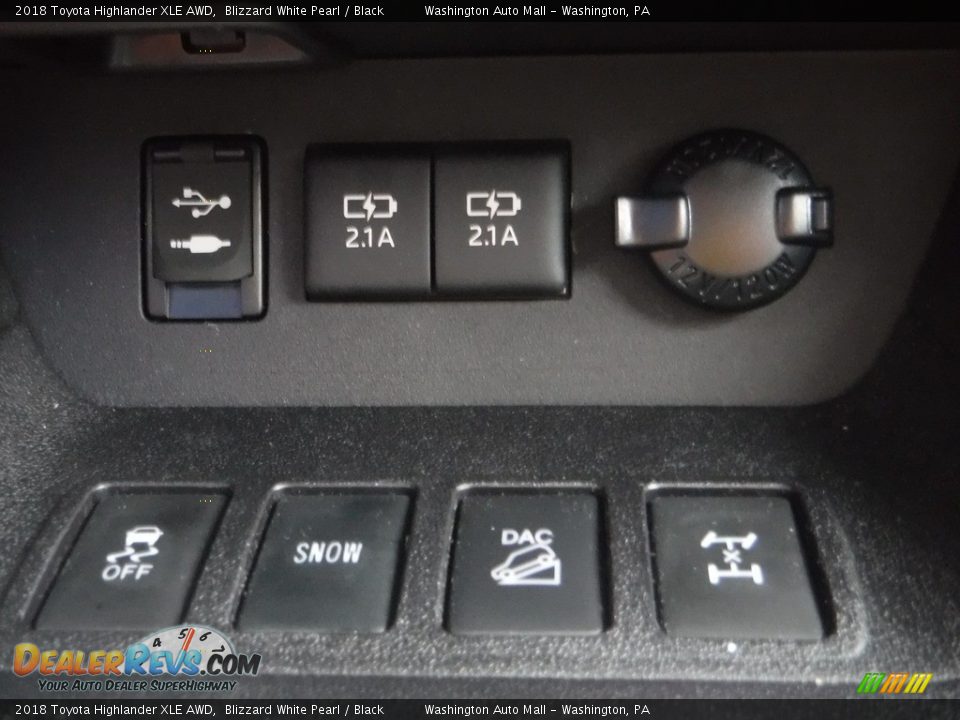 2018 Toyota Highlander XLE AWD Blizzard White Pearl / Black Photo #23