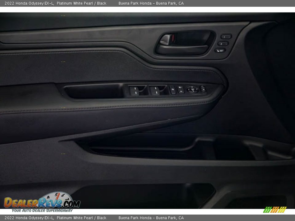 2022 Honda Odyssey EX-L Platinum White Pearl / Black Photo #33