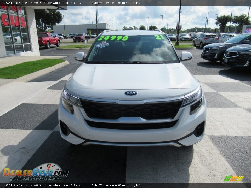 2021 Kia Seltos EX AWD Snow White Pearl / Black Photo #2
