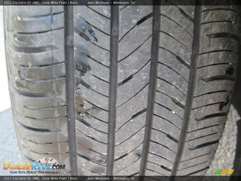 2021 Kia Seltos EX AWD Snow White Pearl / Black Photo #9