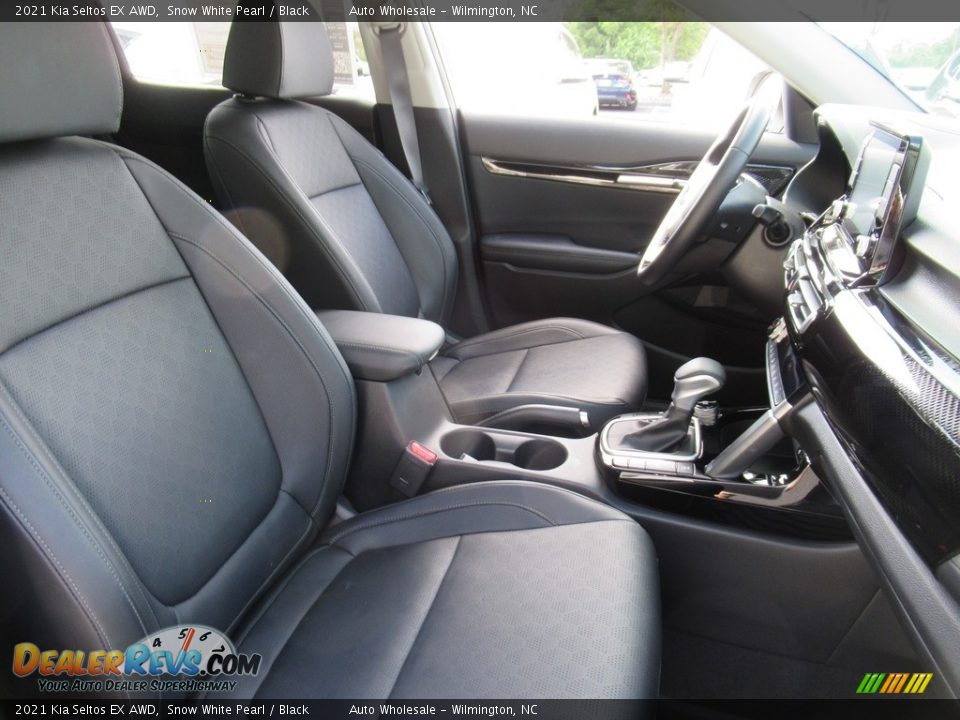 2021 Kia Seltos EX AWD Snow White Pearl / Black Photo #13