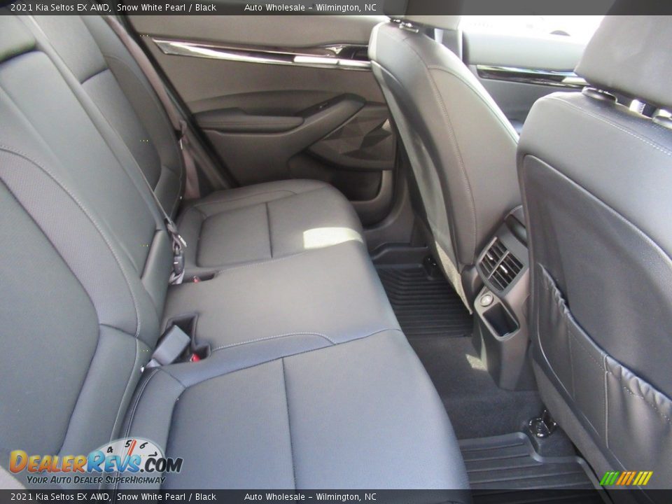 2021 Kia Seltos EX AWD Snow White Pearl / Black Photo #14