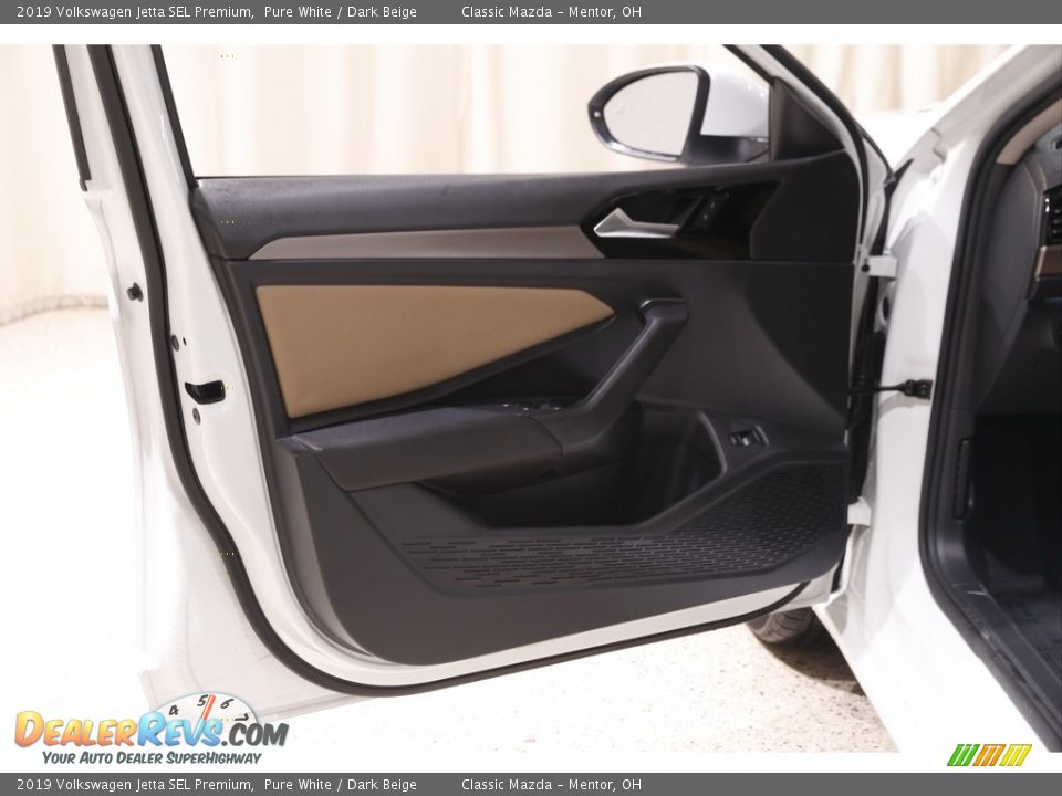2019 Volkswagen Jetta SEL Premium Pure White / Dark Beige Photo #4