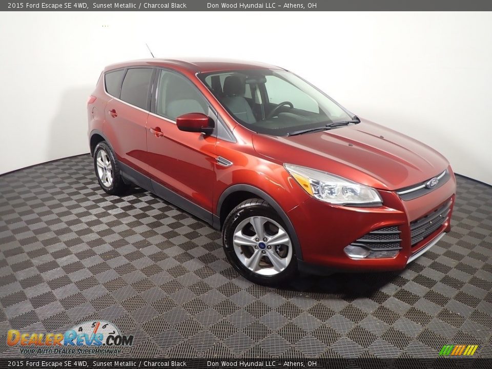2015 Ford Escape SE 4WD Sunset Metallic / Charcoal Black Photo #3
