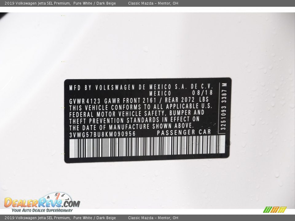 2019 Volkswagen Jetta SEL Premium Pure White / Dark Beige Photo #19