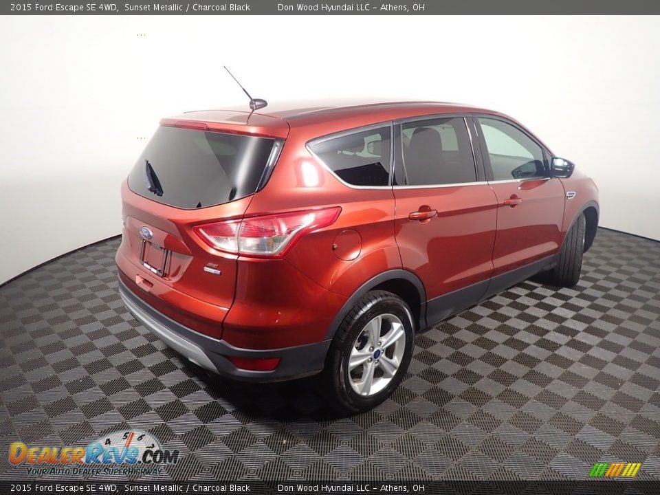 2015 Ford Escape SE 4WD Sunset Metallic / Charcoal Black Photo #17