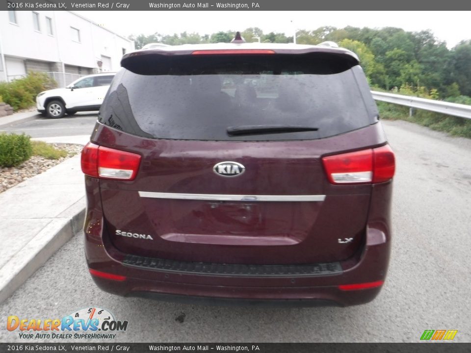 2016 Kia Sedona LX Venetian Red / Gray Photo #13