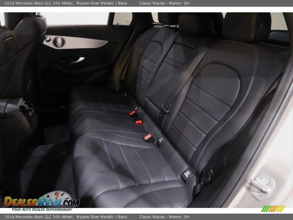 2019 Mercedes-Benz GLC 300 4Matic Mojave Silver Metallic / Black Photo #18