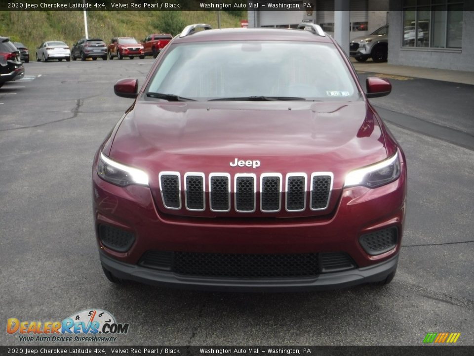 2020 Jeep Cherokee Latitude 4x4 Velvet Red Pearl / Black Photo #4