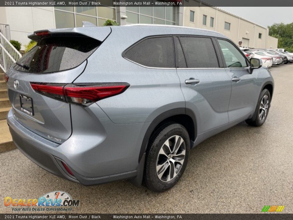 2021 Toyota Highlander XLE AWD Moon Dust / Black Photo #9