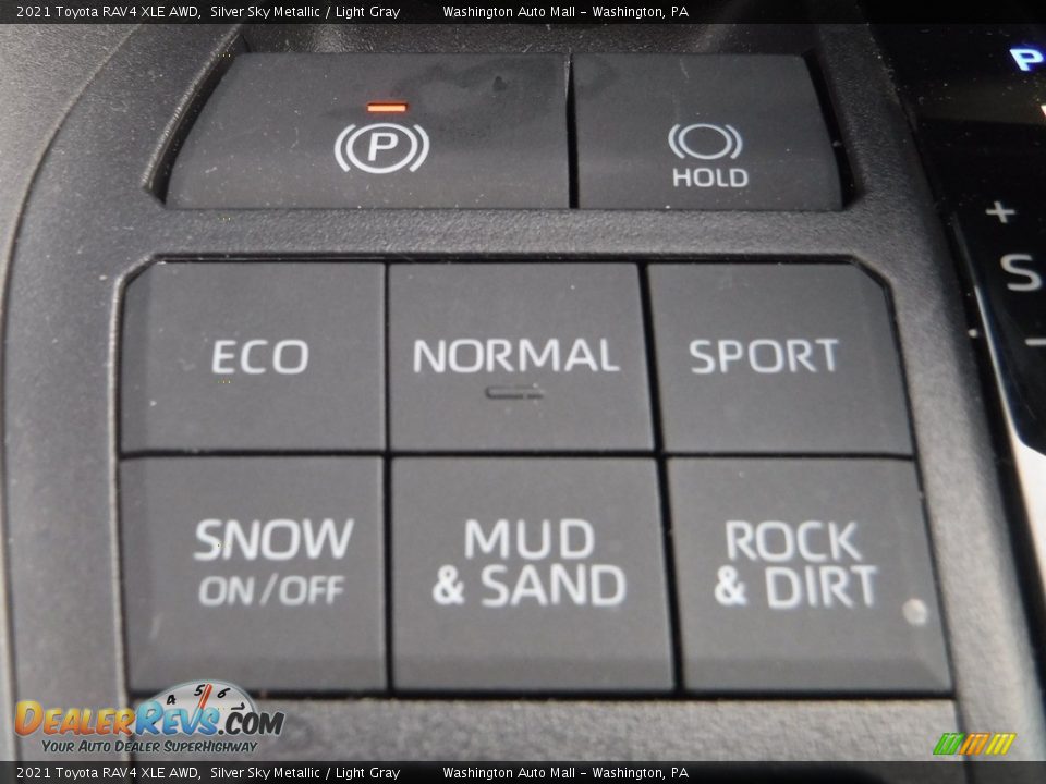 2021 Toyota RAV4 XLE AWD Silver Sky Metallic / Light Gray Photo #7