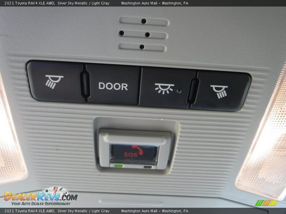 2021 Toyota RAV4 XLE AWD Silver Sky Metallic / Light Gray Photo #8