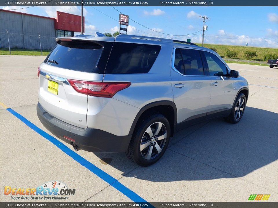 2018 Chevrolet Traverse LT Silver Ice Metallic / Dark Atmosphere/Medium Ash Gray Photo #6