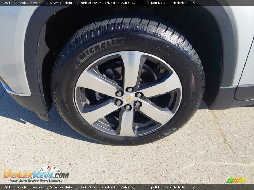 2018 Chevrolet Traverse LT Wheel Photo #8