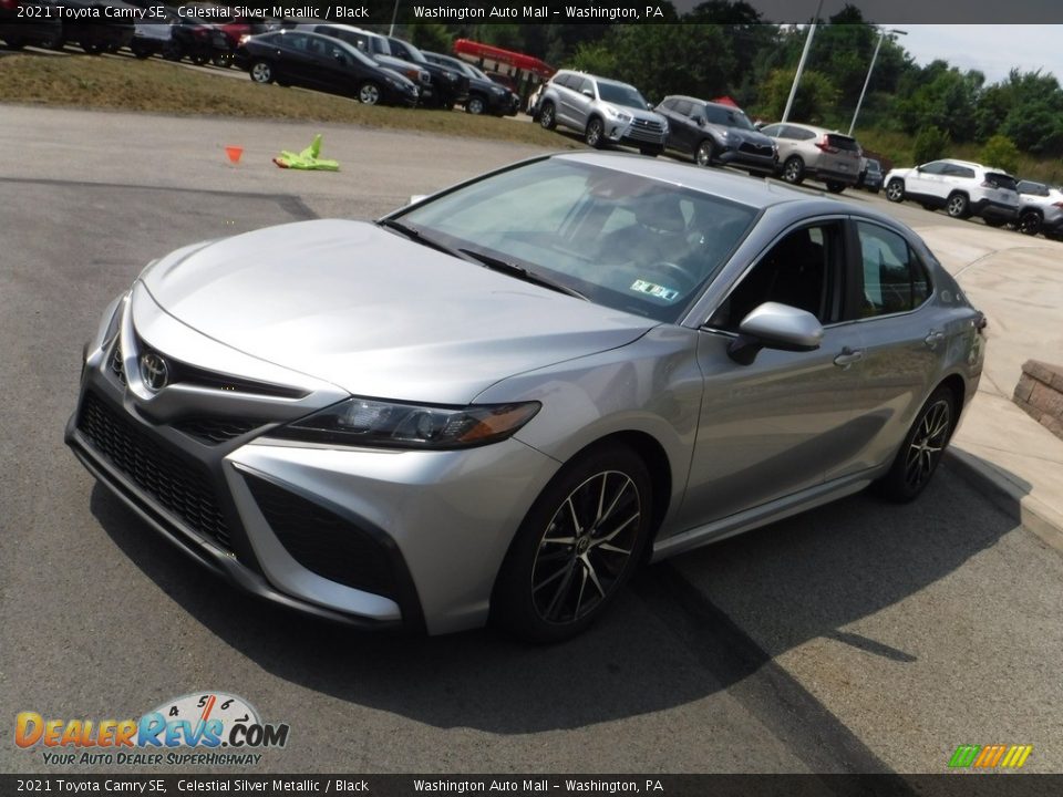 2021 Toyota Camry SE Celestial Silver Metallic / Black Photo #11