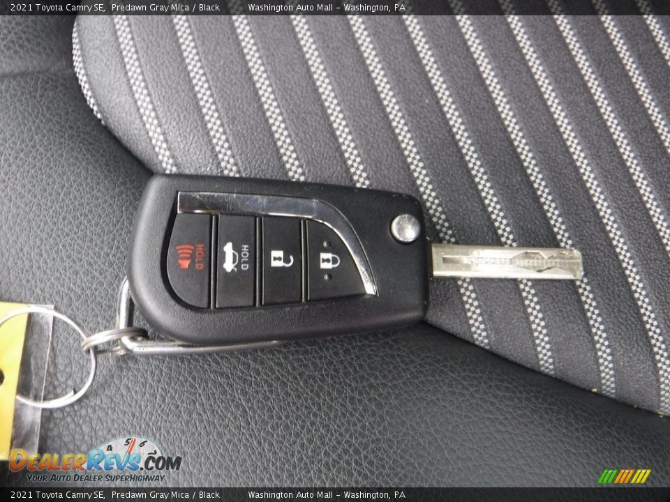 Keys of 2021 Toyota Camry SE Photo #30