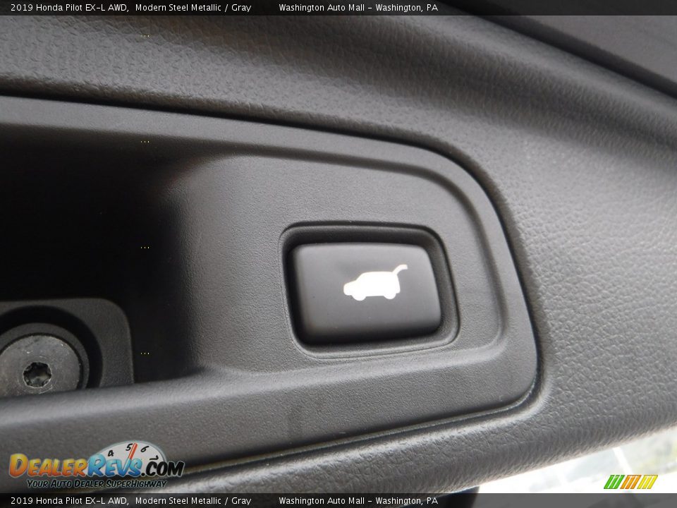 2019 Honda Pilot EX-L AWD Modern Steel Metallic / Gray Photo #32