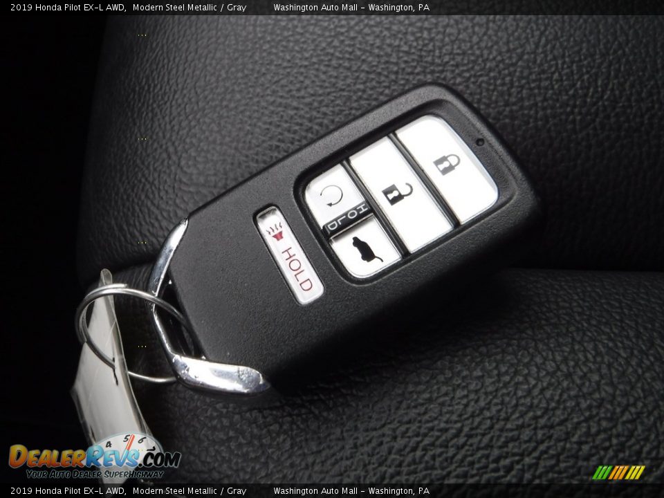 2019 Honda Pilot EX-L AWD Modern Steel Metallic / Gray Photo #33