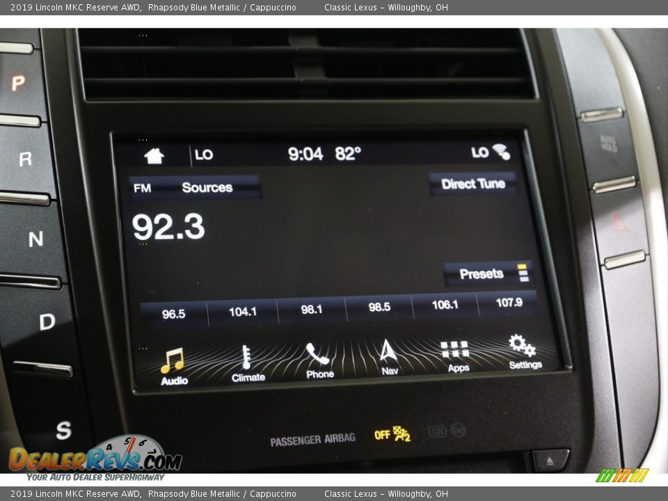 Controls of 2019 Lincoln MKC Reserve AWD Photo #11