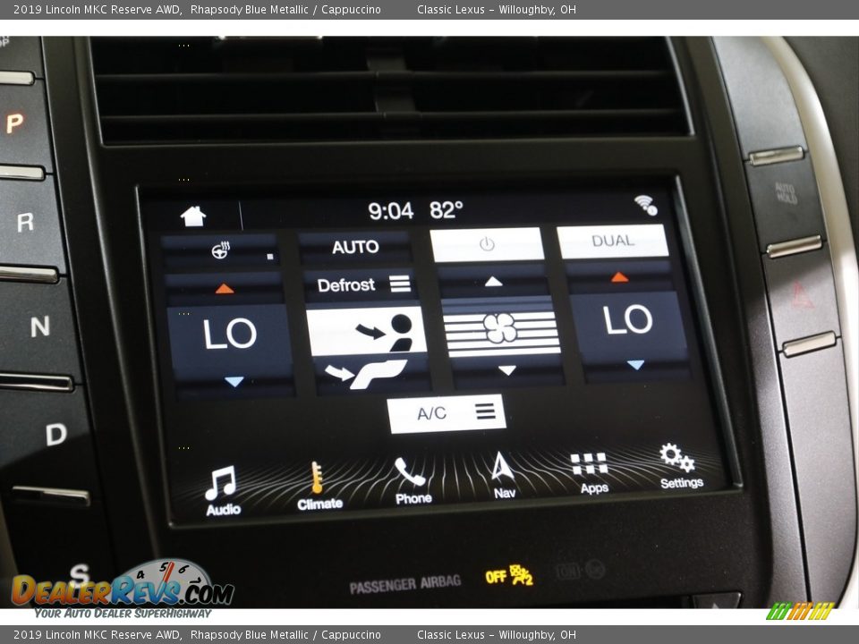 Controls of 2019 Lincoln MKC Reserve AWD Photo #12