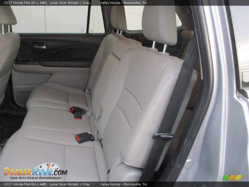 2017 Honda Pilot EX-L AWD Lunar Silver Metallic / Gray Photo #13