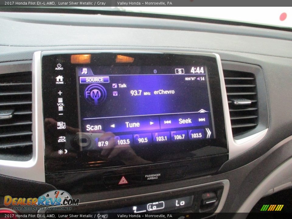 2017 Honda Pilot EX-L AWD Lunar Silver Metallic / Gray Photo #15
