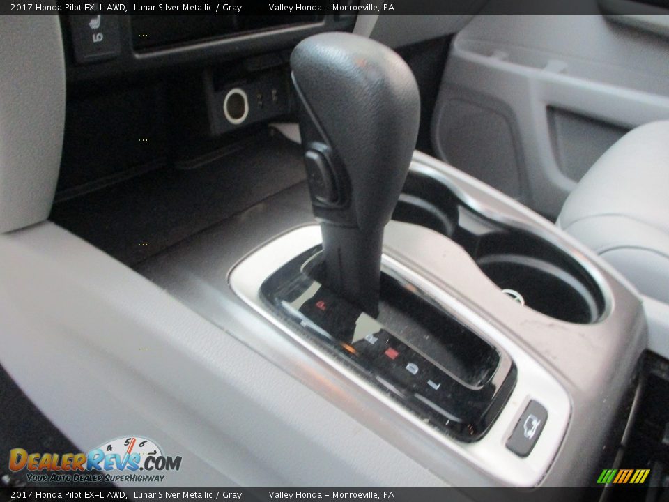 2017 Honda Pilot EX-L AWD Lunar Silver Metallic / Gray Photo #18