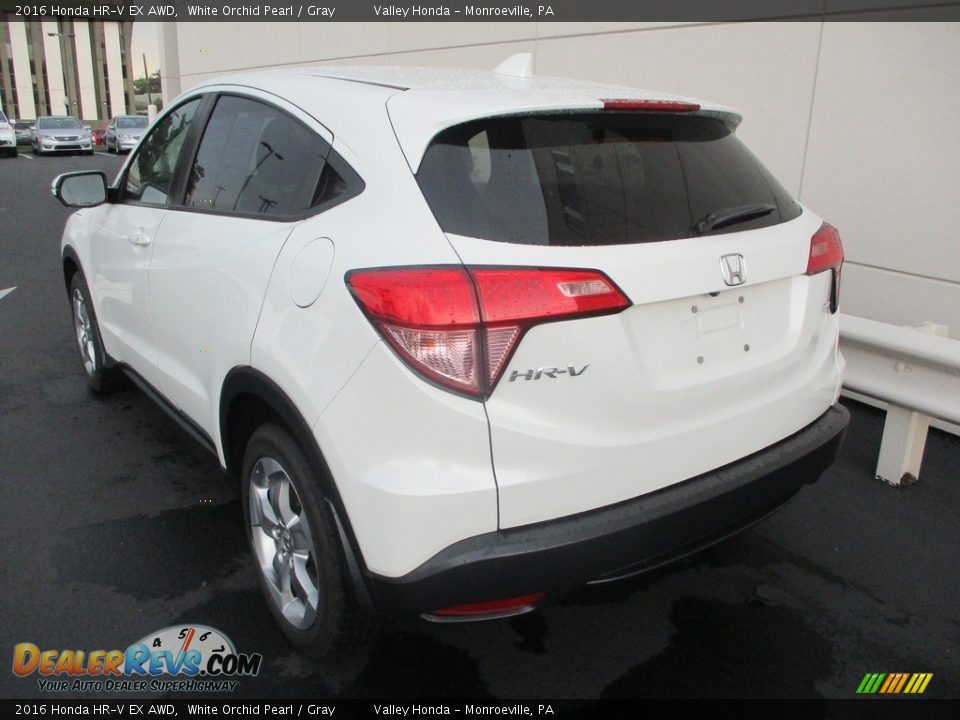 2016 Honda HR-V EX AWD White Orchid Pearl / Gray Photo #3