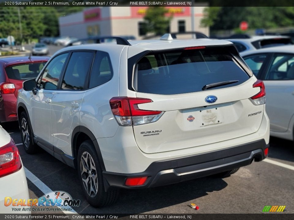 2020 Subaru Forester 2.5i Premium Crystal White Pearl / Gray Photo #4