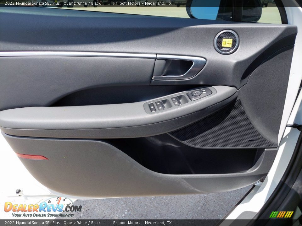 Door Panel of 2022 Hyundai Sonata SEL Plus Photo #13
