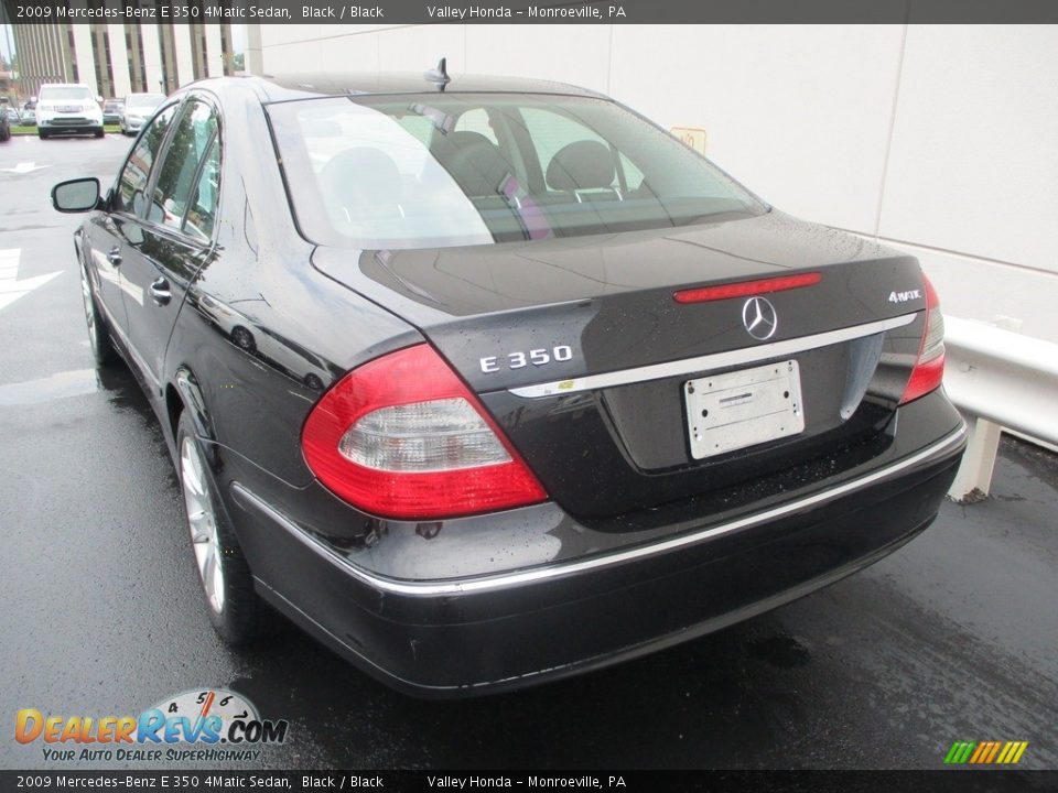 2009 Mercedes-Benz E 350 4Matic Sedan Black / Black Photo #3