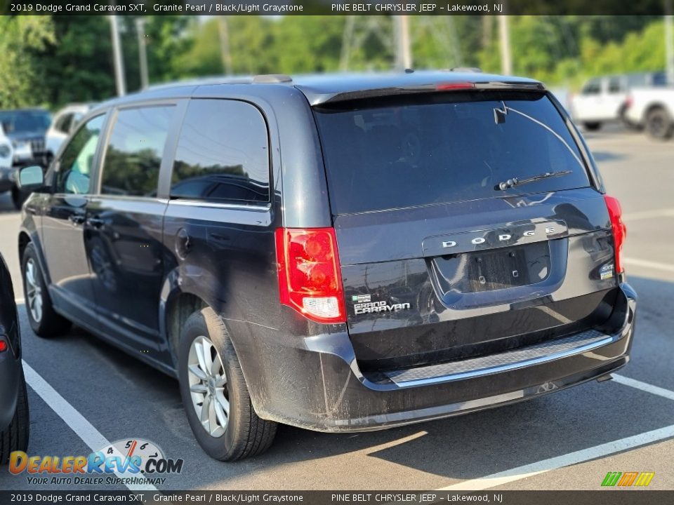 2019 Dodge Grand Caravan SXT Granite Pearl / Black/Light Graystone Photo #5