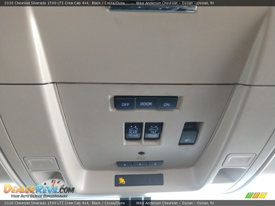 Controls of 2016 Chevrolet Silverado 1500 LTZ Crew Cab 4x4 Photo #31