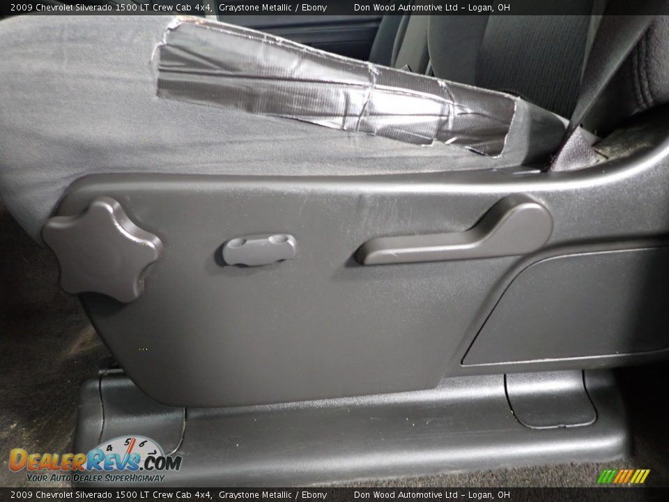2009 Chevrolet Silverado 1500 LT Crew Cab 4x4 Graystone Metallic / Ebony Photo #17