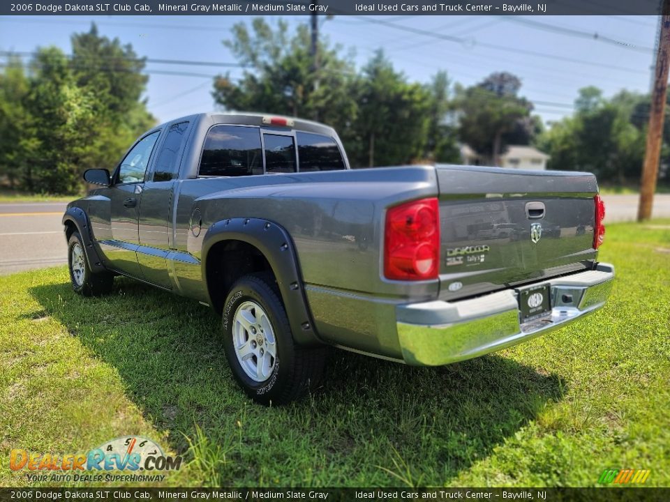 2006 Dodge Dakota SLT Club Cab Mineral Gray Metallic / Medium Slate Gray Photo #2