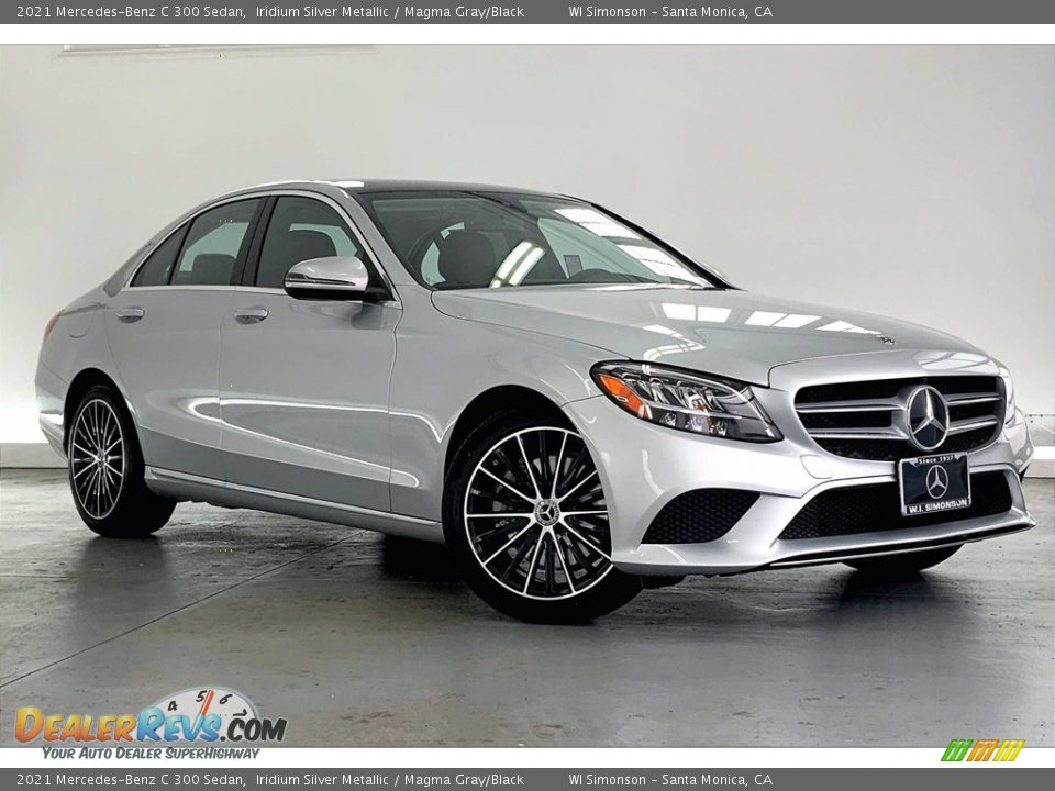 Front 3/4 View of 2021 Mercedes-Benz C 300 Sedan Photo #12